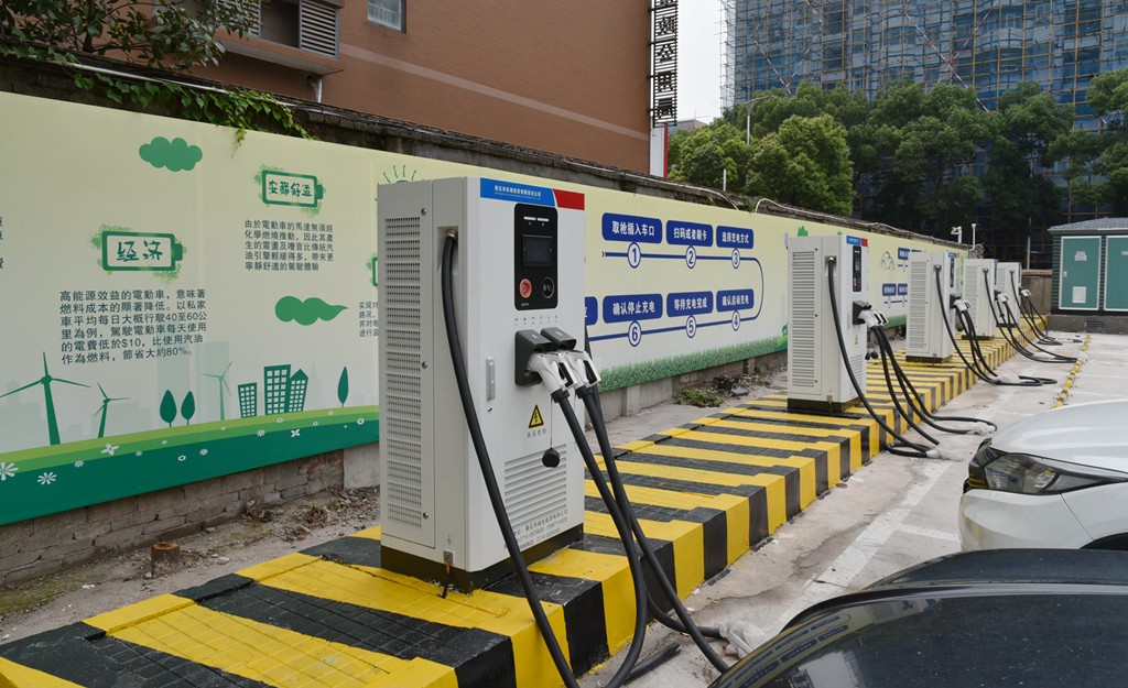 64c0d82d7fa9b.jpg d24d9e5546aaf54632035b28d41c8e6.jpg