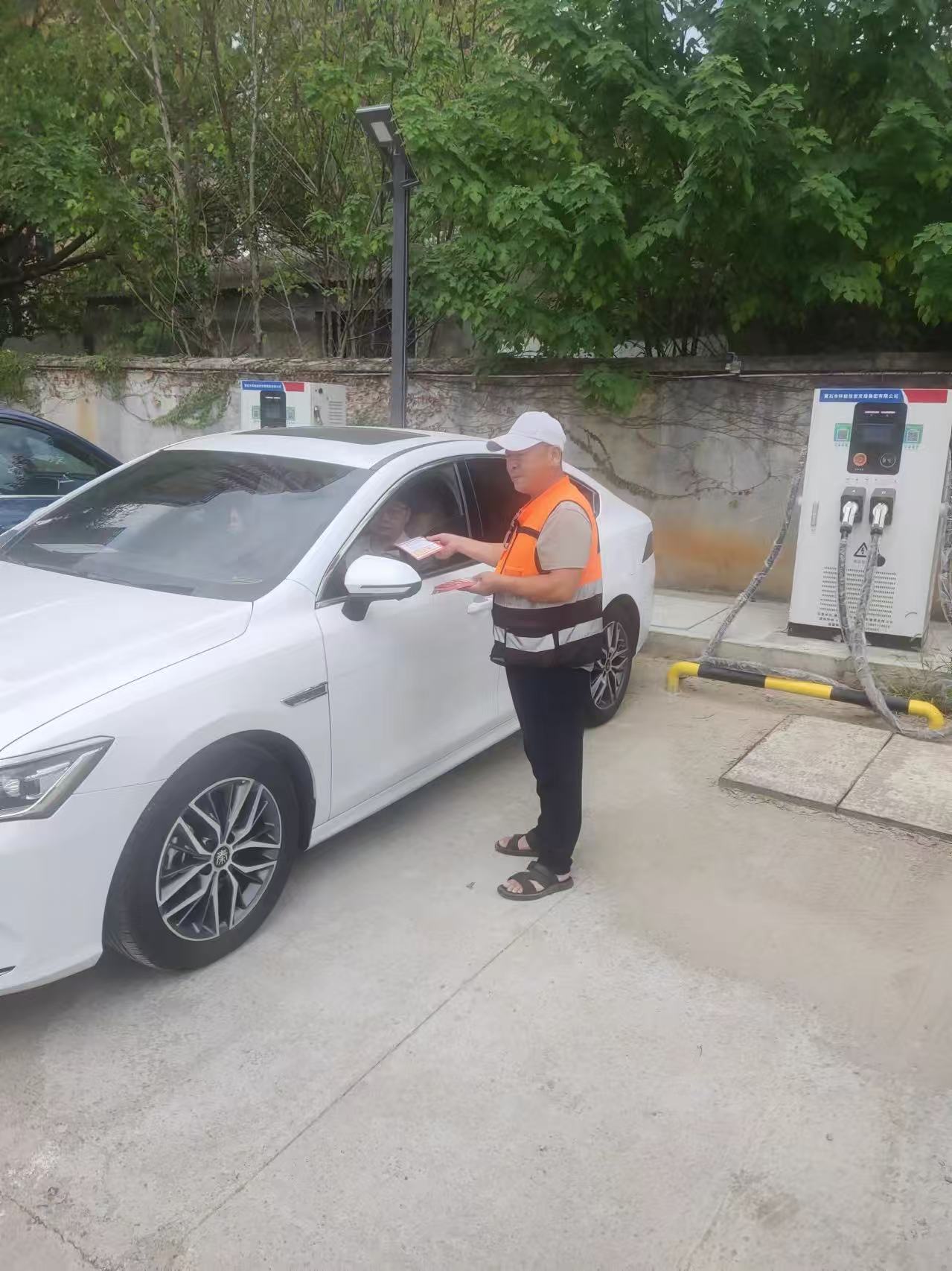 68e1d3c3e2794.jpg 205.10.503.jpg